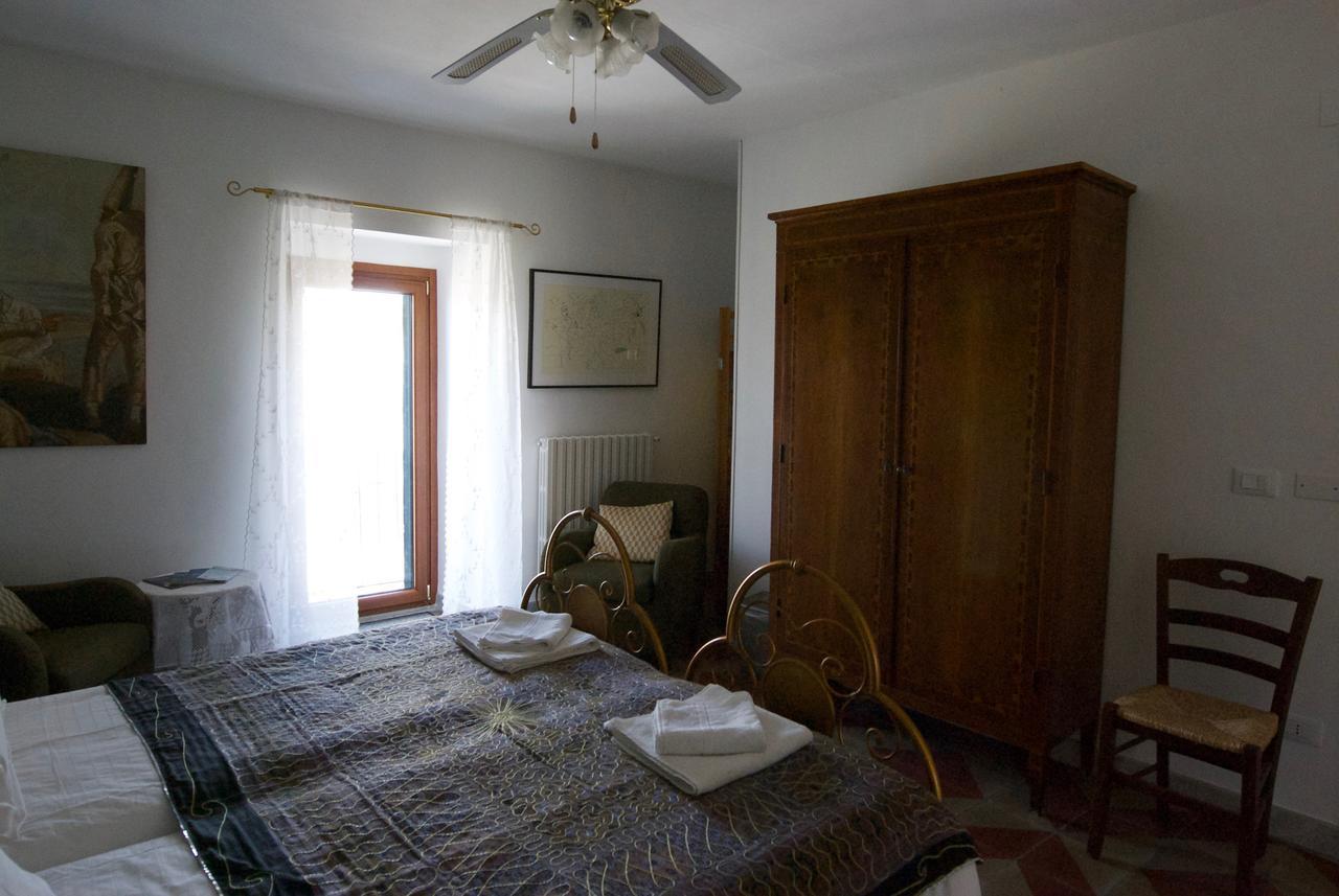 Bed and Breakfast Art & Breakfast à Ripabottoni Extérieur photo